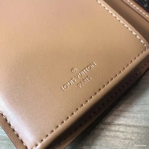 Rep ladies BRAZZA WALLET LOUIS VUITTON 0609